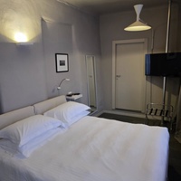 Hotellrom. UVE rooms and winebar